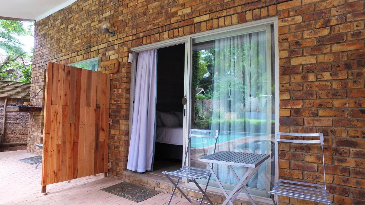 Kruger'S Guest House White River Exteriör bild