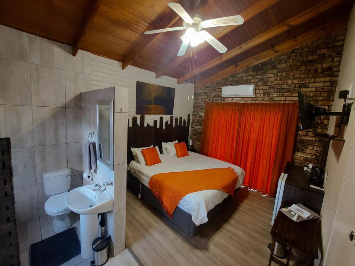 Kruger'S Guest House White River Exteriör bild