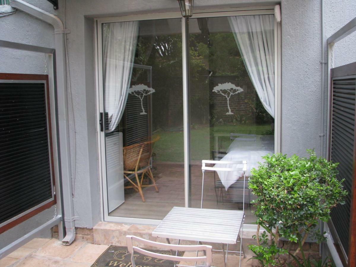Kruger'S Guest House White River Exteriör bild